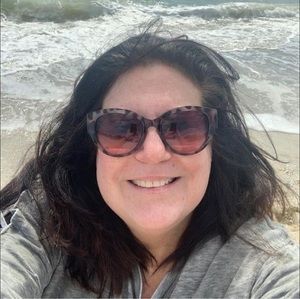 Meet your Posher, Cathy